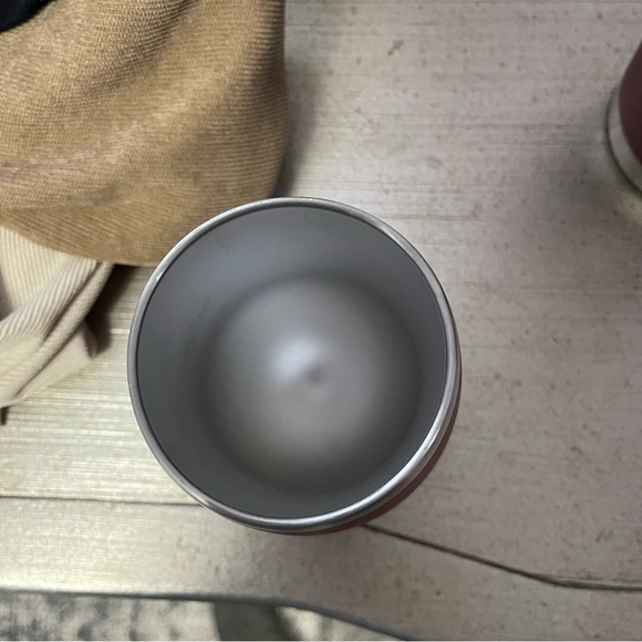 Yeti wine tumbler - Picture 3 of 3